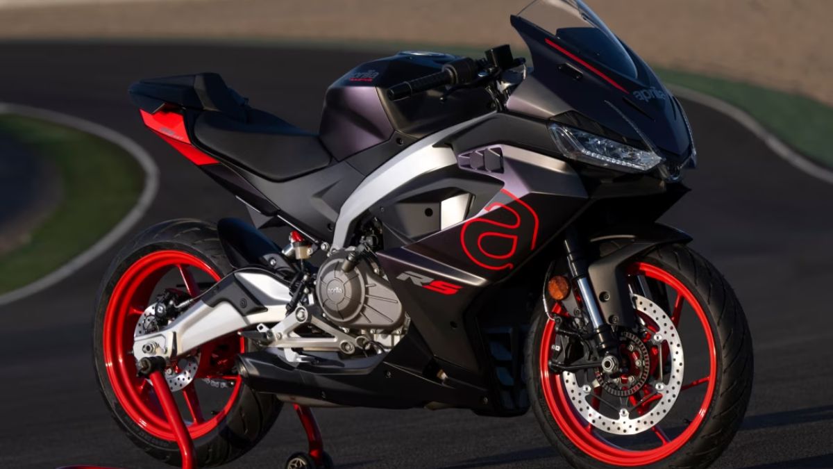 aprilia-rs-457-revealed-globally-check-design-engine-specs-features-and-more